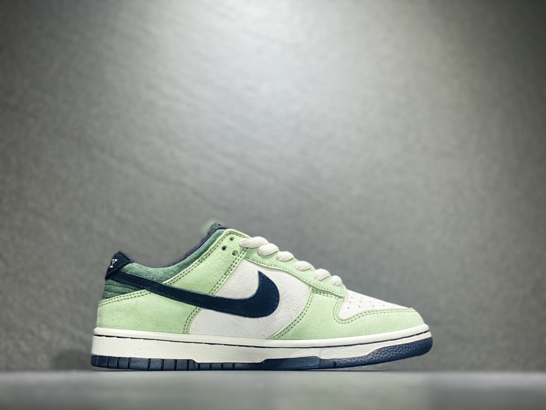 330 Nike SB dunk Low倒钩 低帮休闲运动滑板板鞋  CU1726-777