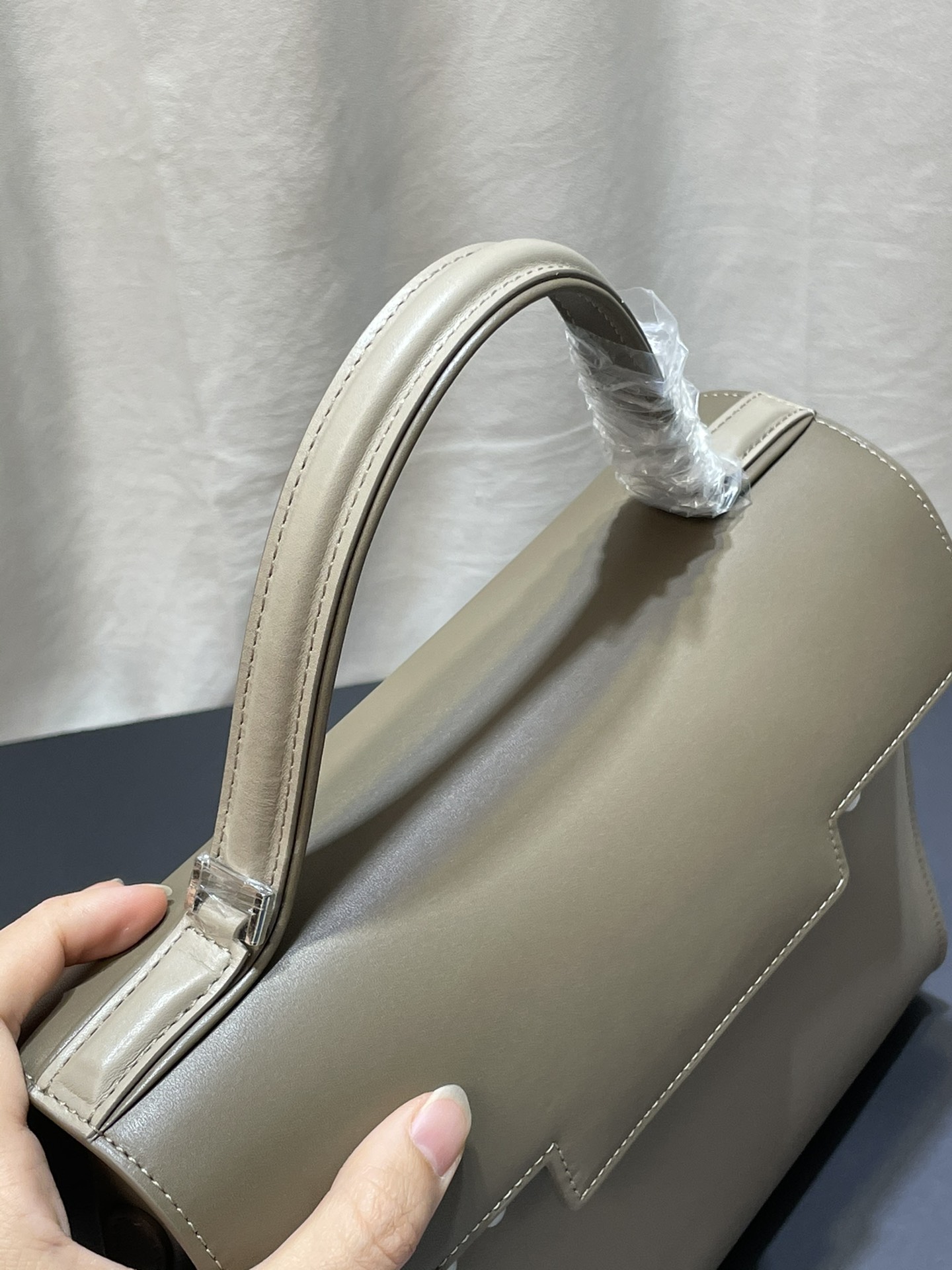 Louis Vuitton Haute Couture Classic Luxury Handbag Shoulder Crossbody 3