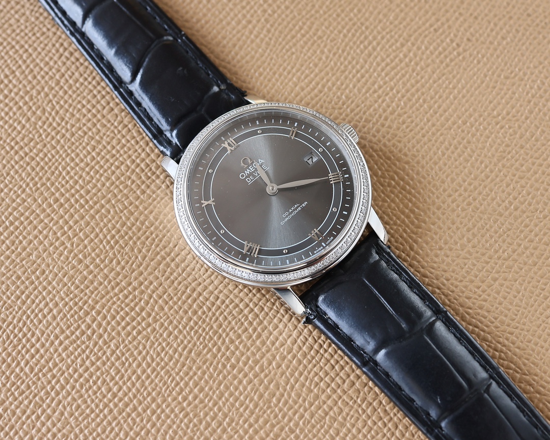 Omega Swiss Master Horology Mechanical Watch Timepiece Ref.81F336D6