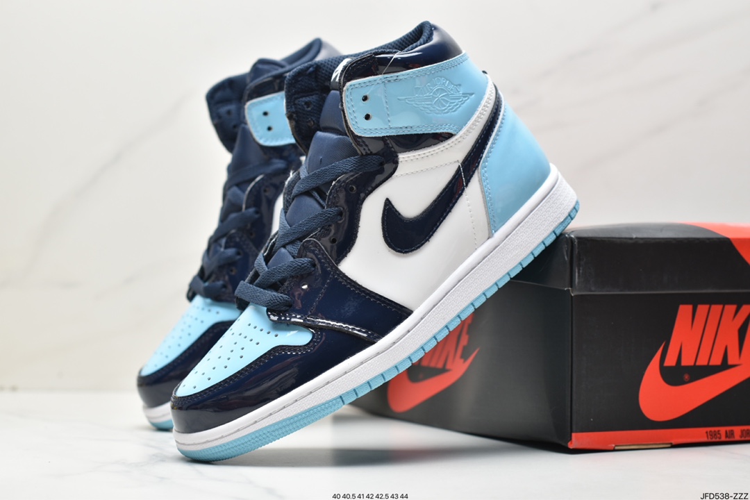 170 耐克Nike Air Jordan 1 Retro High OG”Black/White”AJ1代篮球鞋 555088-010