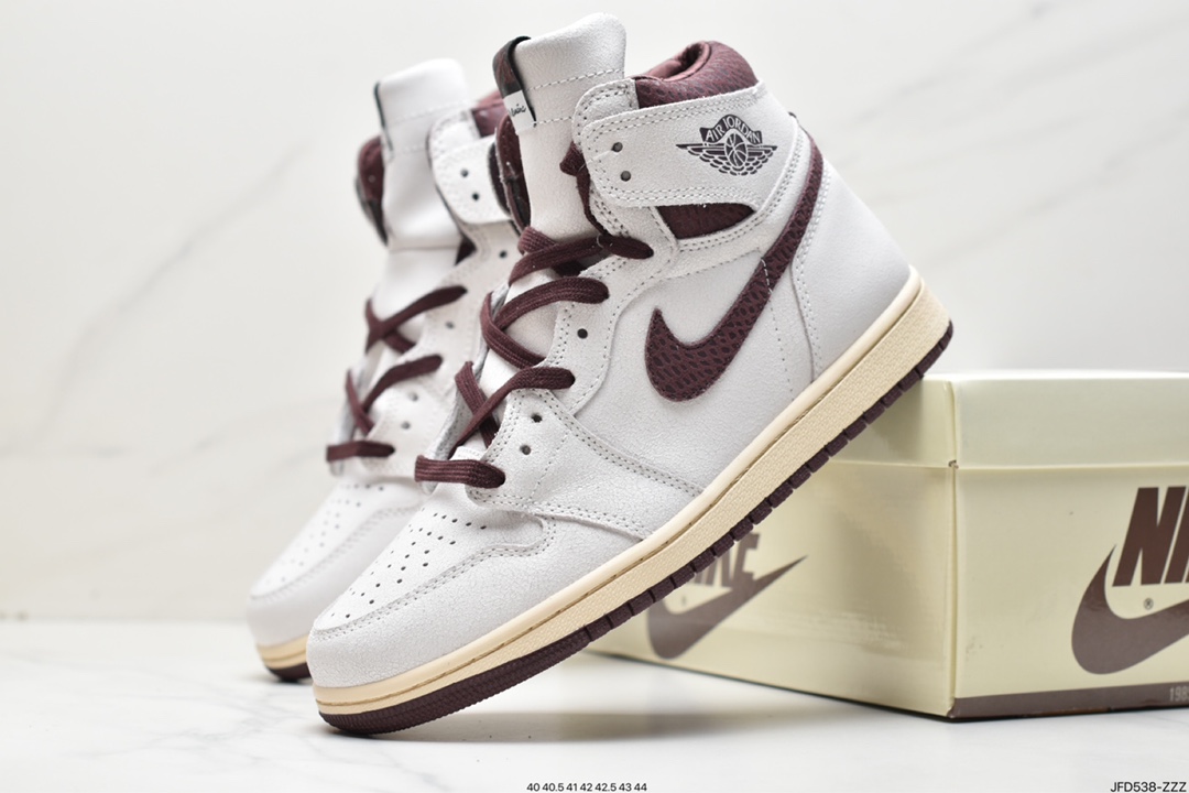 170 耐克Nike Air Jordan 1 Retro High OG”Black/White”AJ1代篮球鞋 555088-010