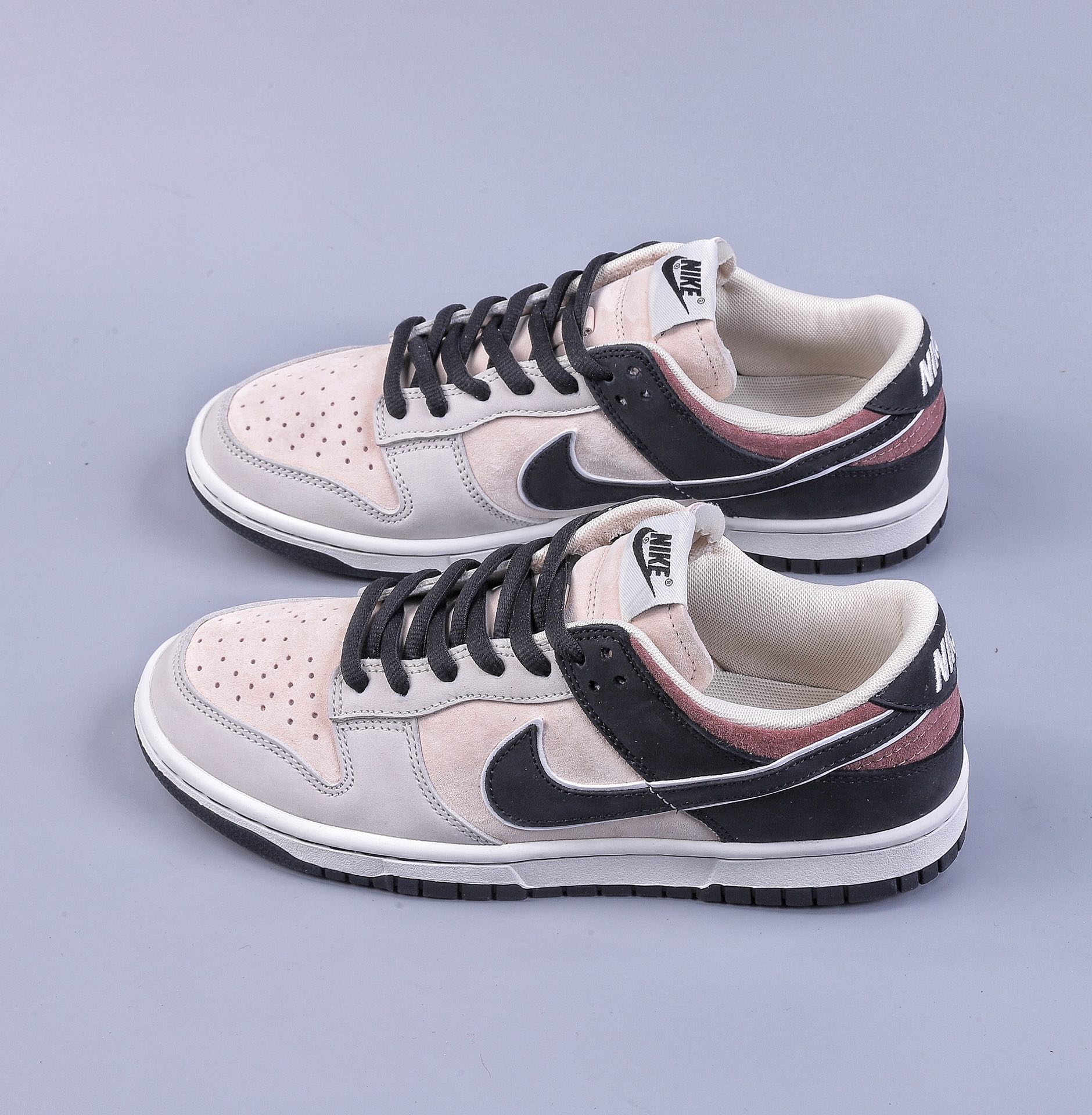 320 DK版Otomo Katsuhiro x Nike SB Dunk Low ”Steamboy OST” 板鞋 LF0039-028