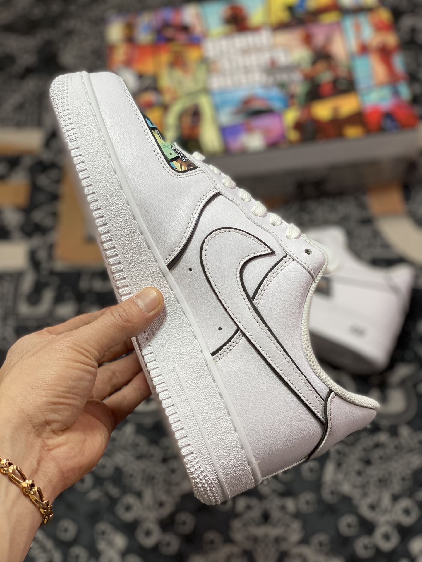 Nike Air Force 1 07 LV8 ”White/Grand Theft Auto” Air Force One sneakers CW2288-302