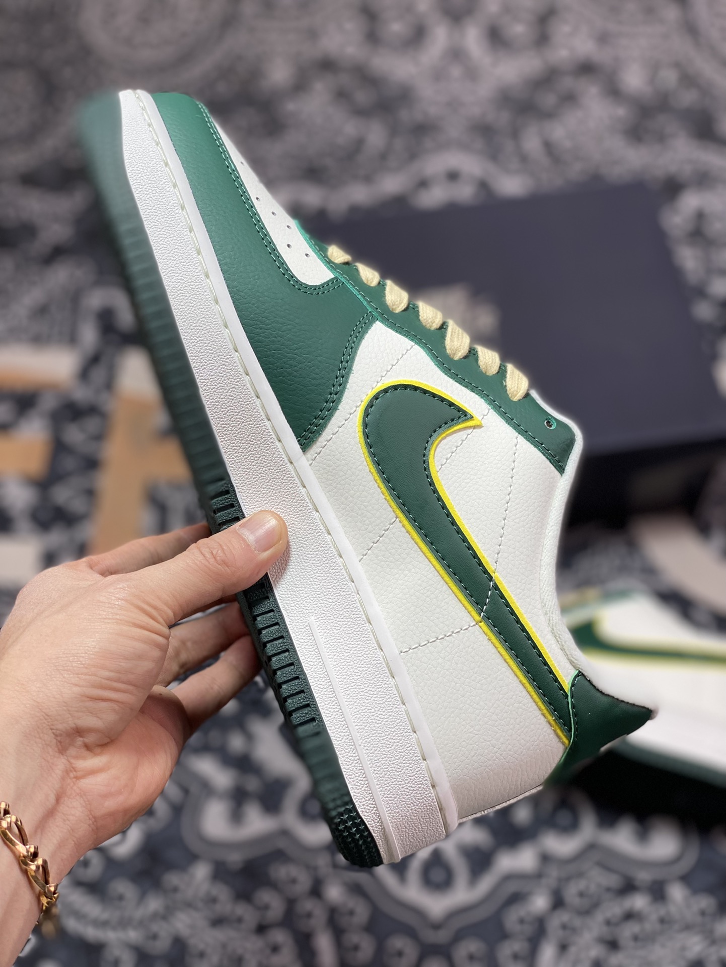 200 Nike Air Force 1'07 LV8 Low"Noble Green"空军一号系列低帮板鞋“皮革贵族绿白亮绿”FD0341-133