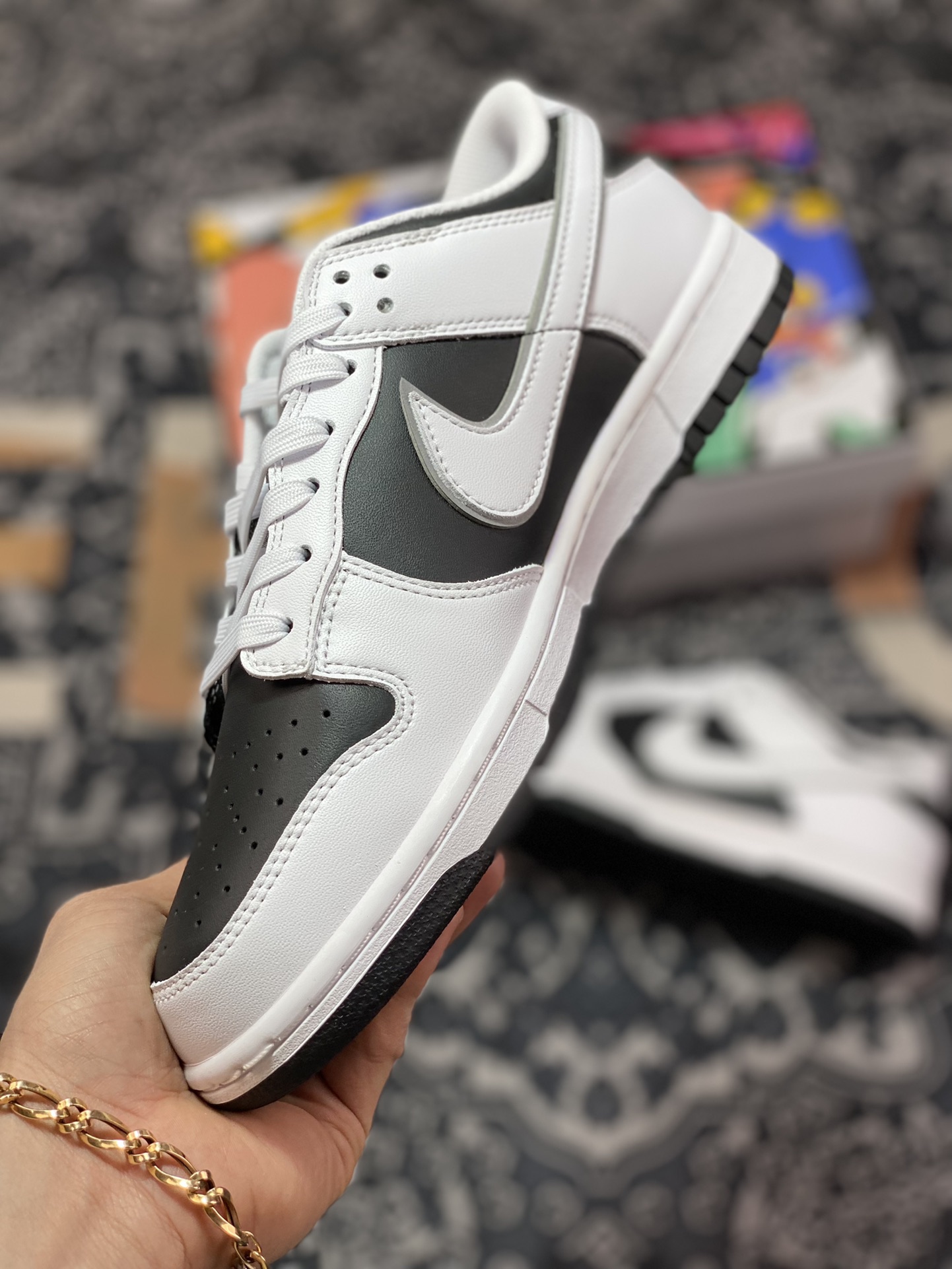 300 SB Dunk Low Retro SP扣篮系列低帮休闲运动滑板板鞋“反转白黑熊猫”DD5603-896