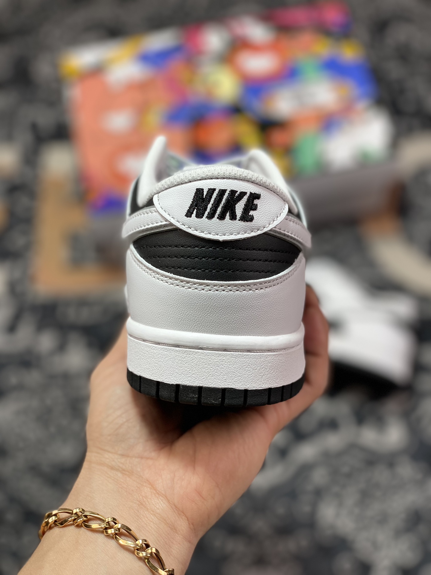 300 SB Dunk Low Retro SP扣篮系列低帮休闲运动滑板板鞋“反转白黑熊猫”DD5603-896