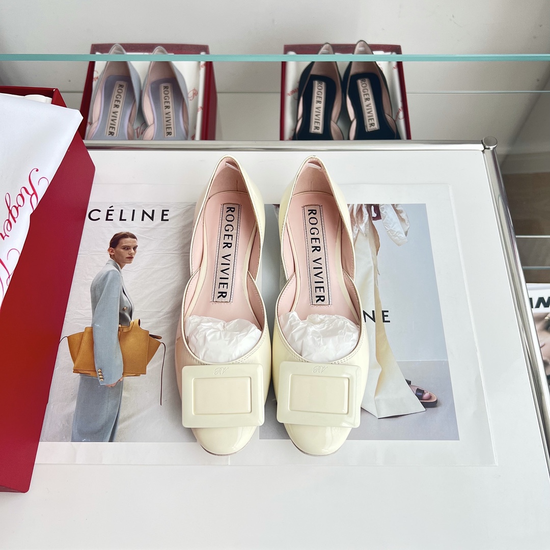 NO:129500,Beige patent leather square buckles, ballet shoes19860909米白漆皮方扣,芭蕾舞鞋,Women's Shoes