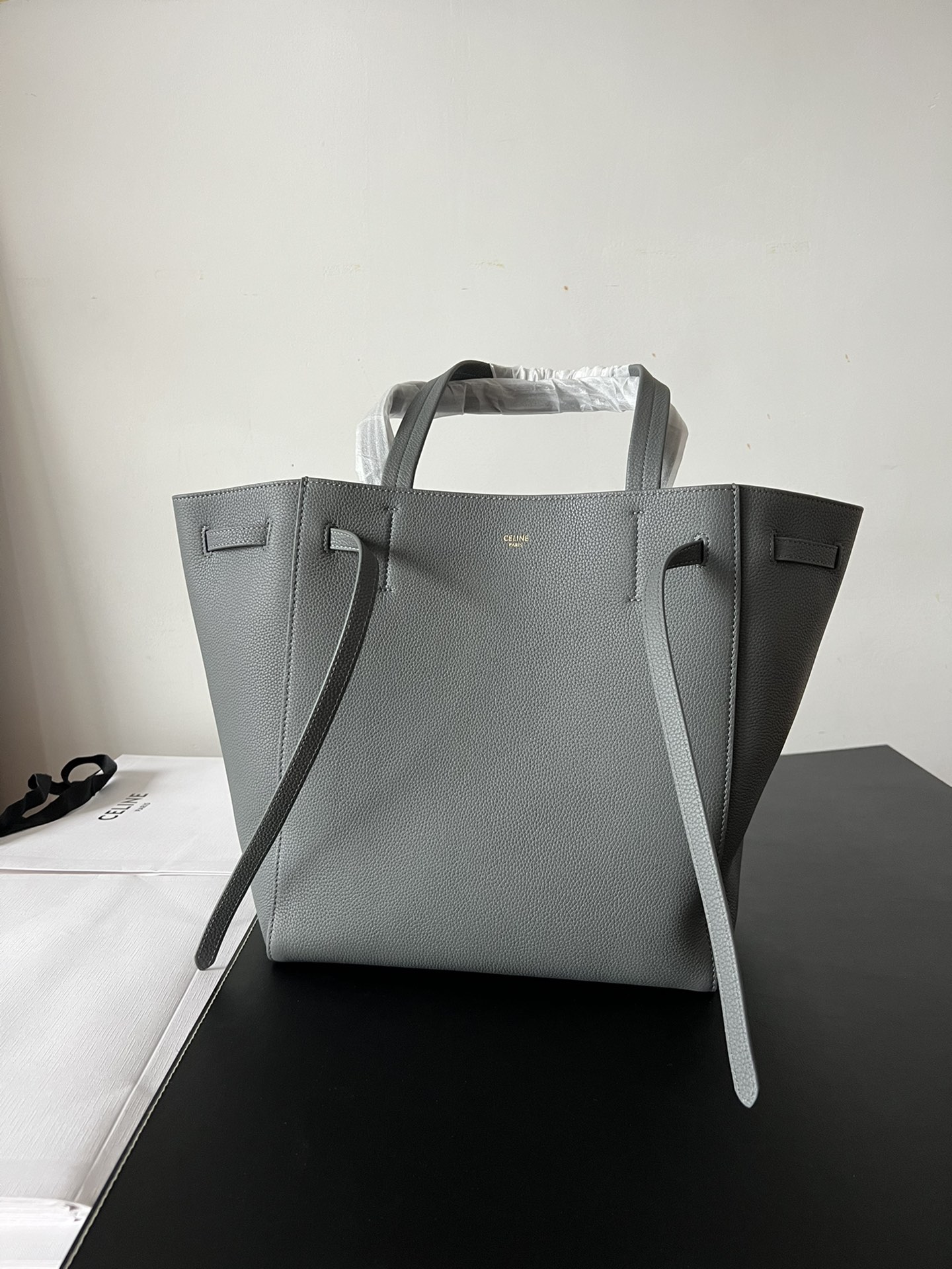 . celine, togo cowhide imported from Italy frosted cowhide lining, drawstring bucket bag cabags phantom