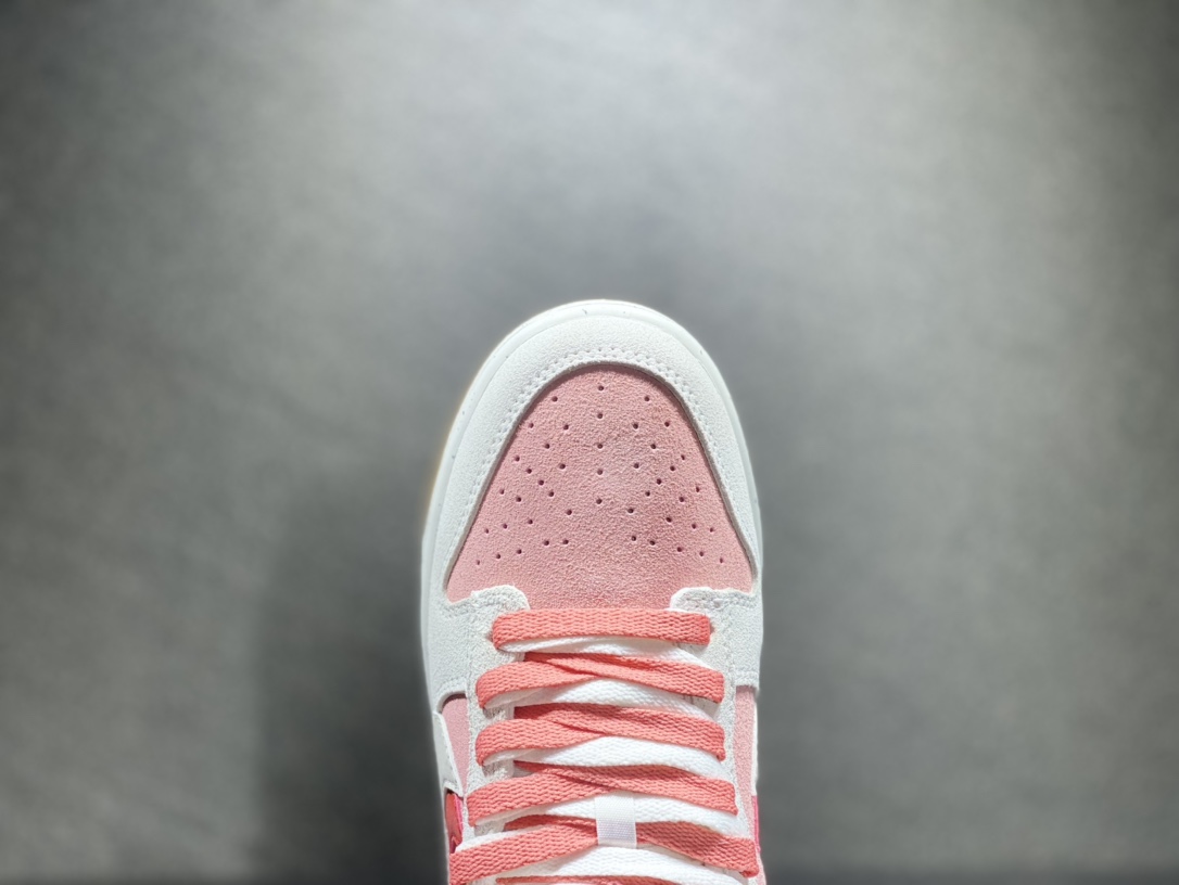220 Nike SB dunk Low兔年限定 低帮休闲运动滑板板鞋 DO9457-110