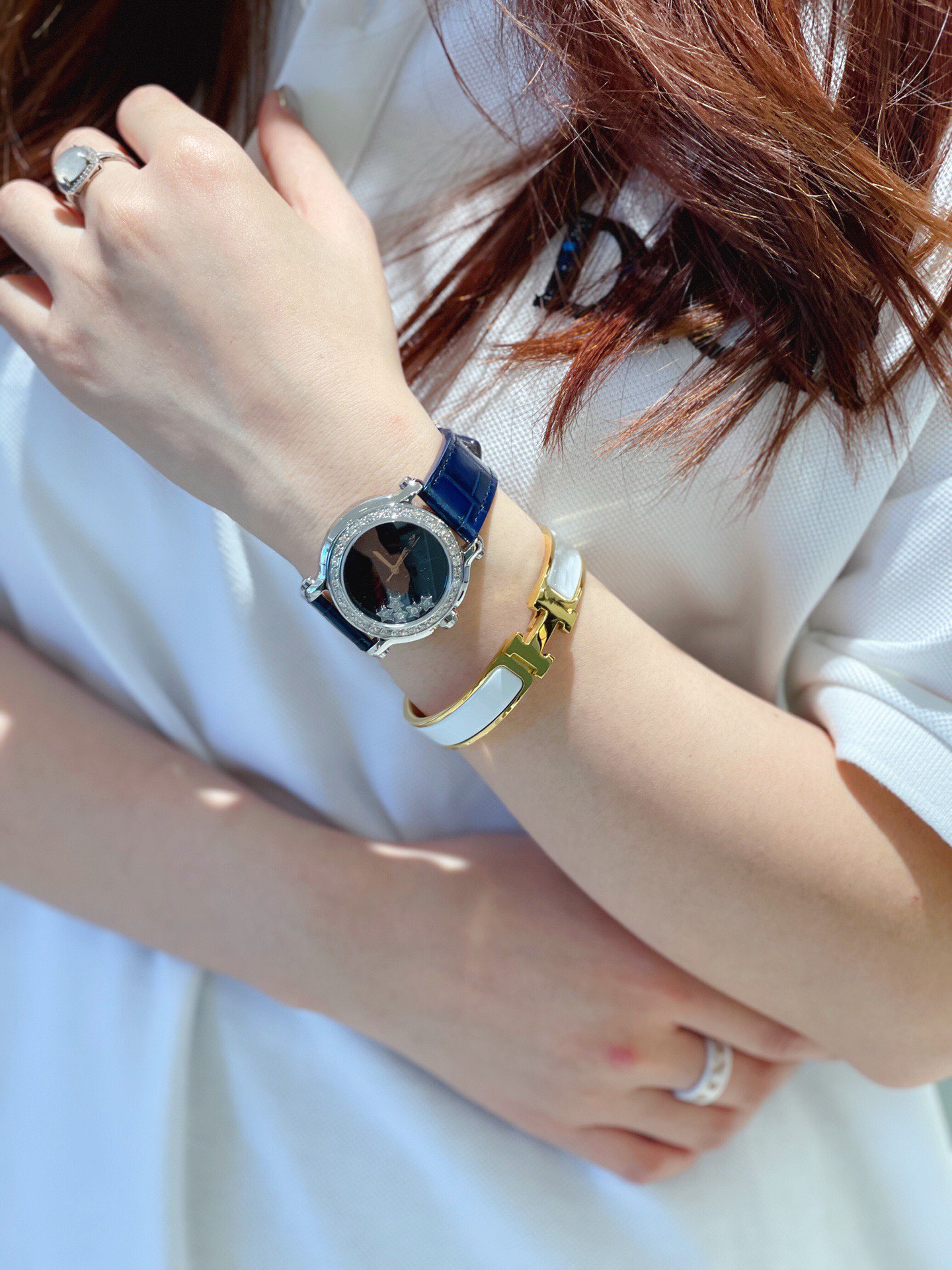 Happy Diamonds Watch: Elegant Design with Dancing Diamonds - 图片 2