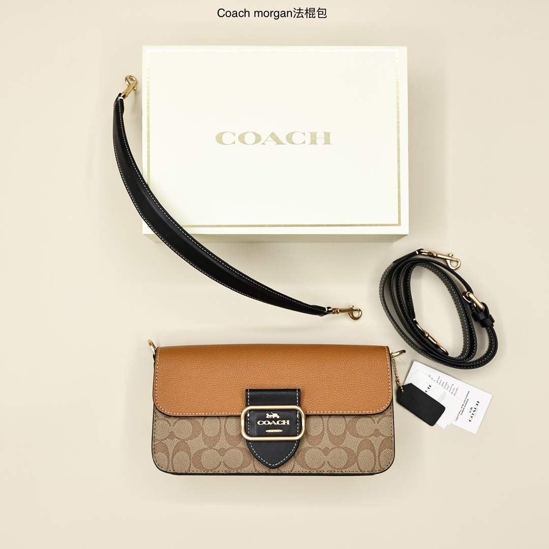 Coach蔻驰morgan法棍包💰260 集多个Family 优点于一身的Morgan来了,包型是法棍包型,又集合了酒神包的造型设计,整体非常好看,又很实用,百搭不过时,可以斜挎也可以腋下背,随意切换。 规格:26*14*6.5cm