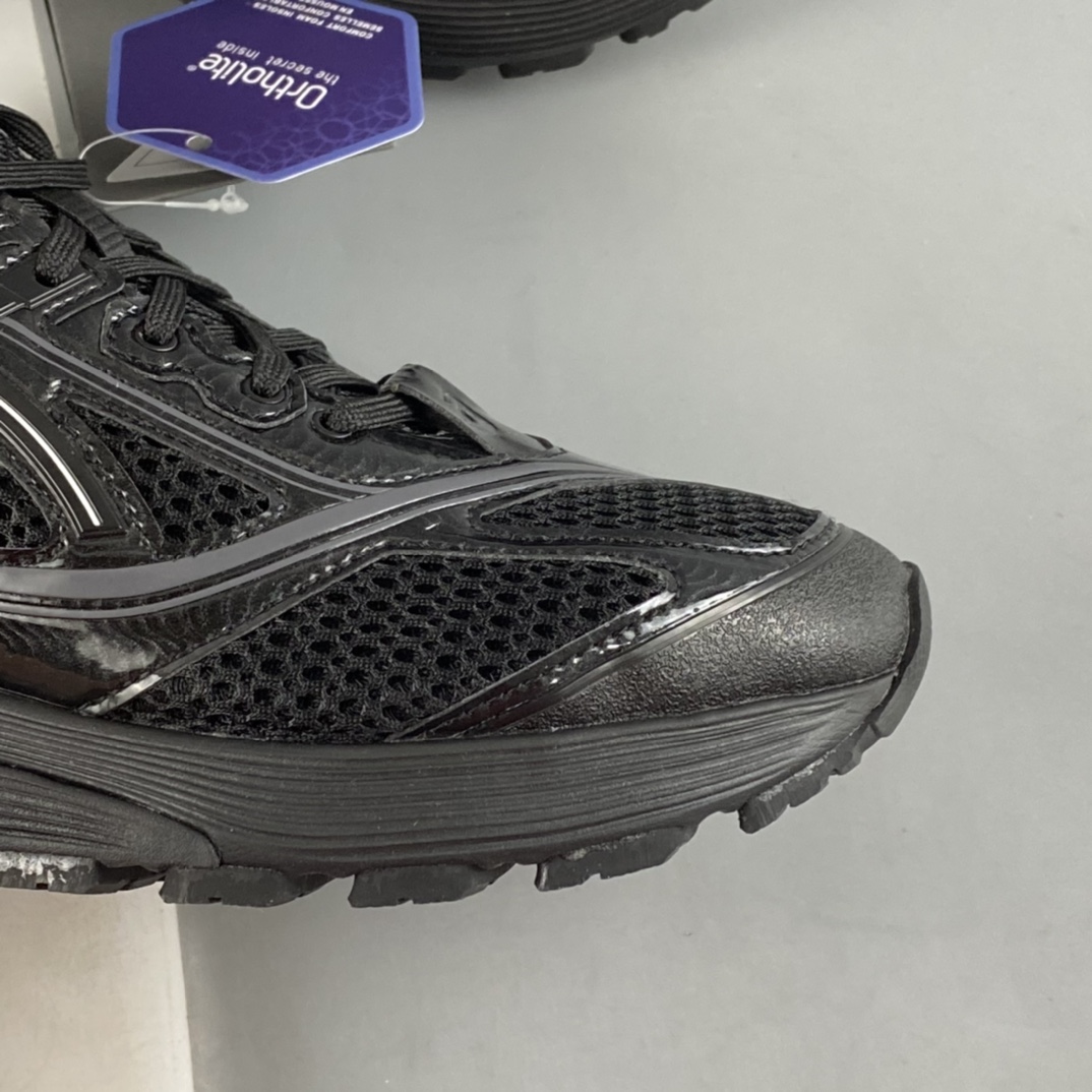 Kiko Kostadinov x ASICS Gel-Korika series low-top running shoes 1023A010-001 are once again co-branded with fashion genius Kiko Kostadinov