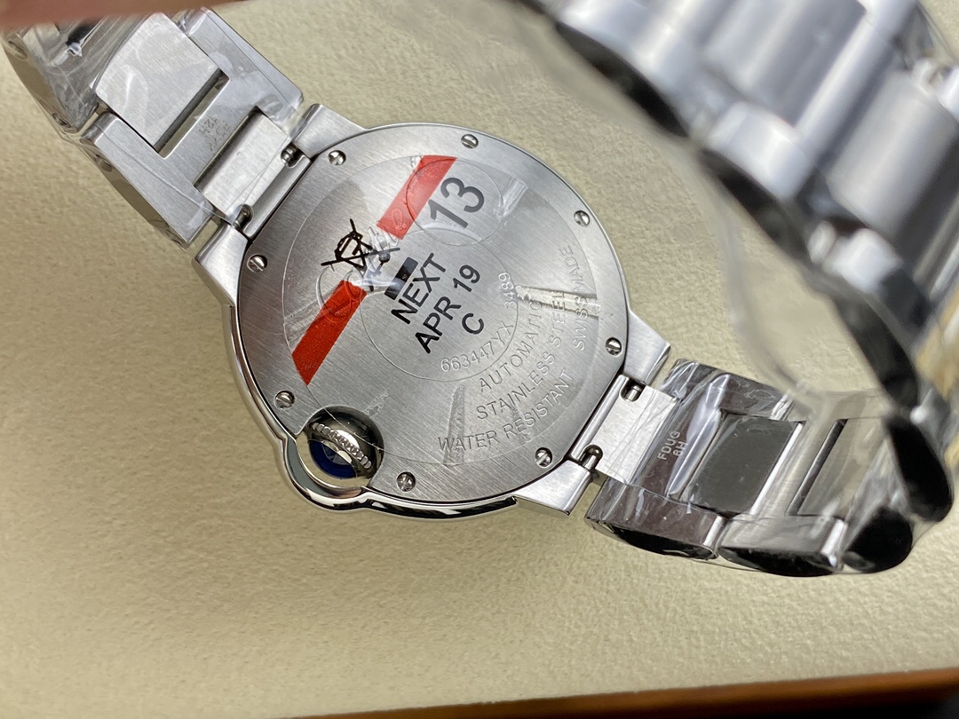 Cartier 冰蓝气球钻圈33mm机械