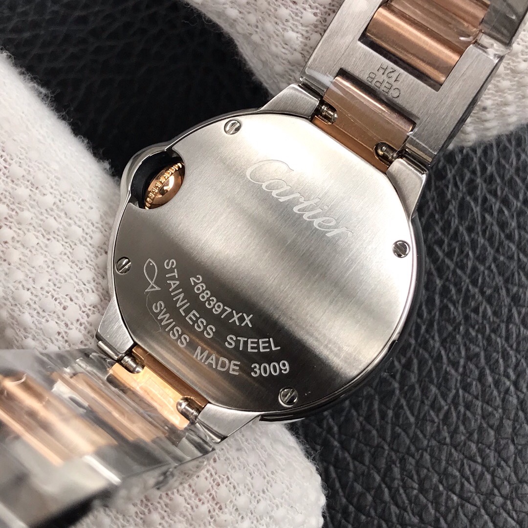 Cartier aF蓝气球系列石英女表,直径28mm.瑞士石英机芯，全精钢材质，防刮花蓝宝石水晶镜面，间金 粉贝壳面