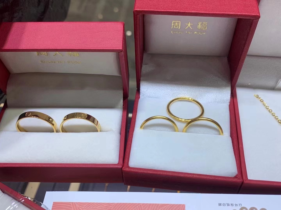 Van Cleef & Arpels VCA四叶草系列/