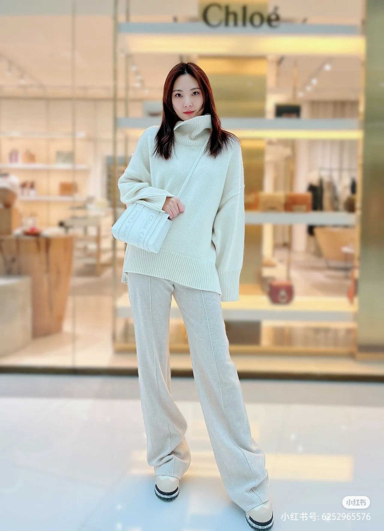 Chloé Princess White Chloe Series
