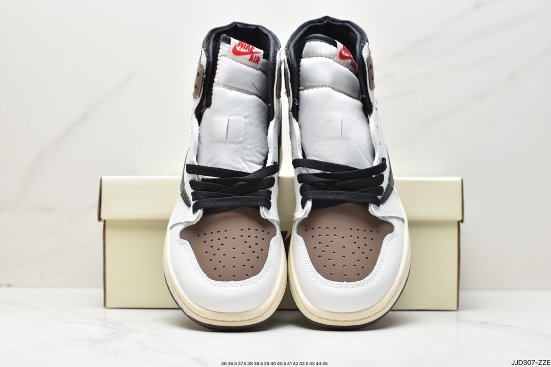 130 fragment design x Travis Scott x Nike Air Jordan 1 High OG SP"White/Red/Black"AJ1乔丹一代篮球鞋“TS联名闪电白红黑倒钩” CQ4278-099