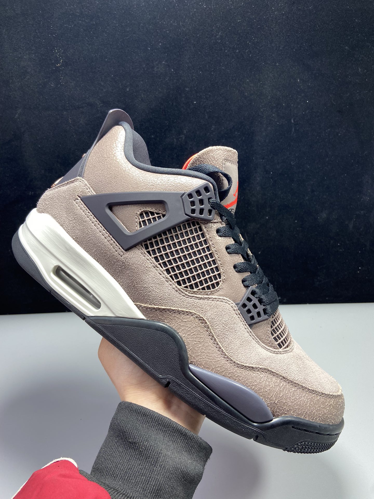 AJ4黑棕摩卡尺码40-47.5总裁