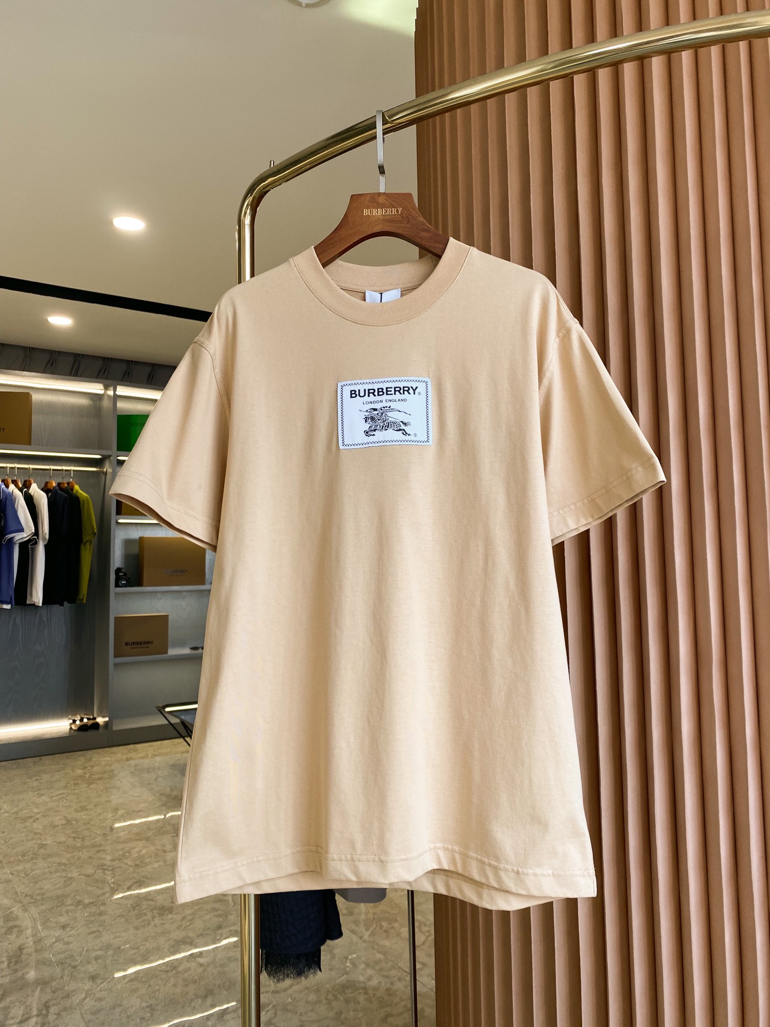 BBR Burberry 🅱️ Camiseta de manga corta de algodón con etiqueta BUR Little Prorsum [el producto estrella de BUR, el te…
