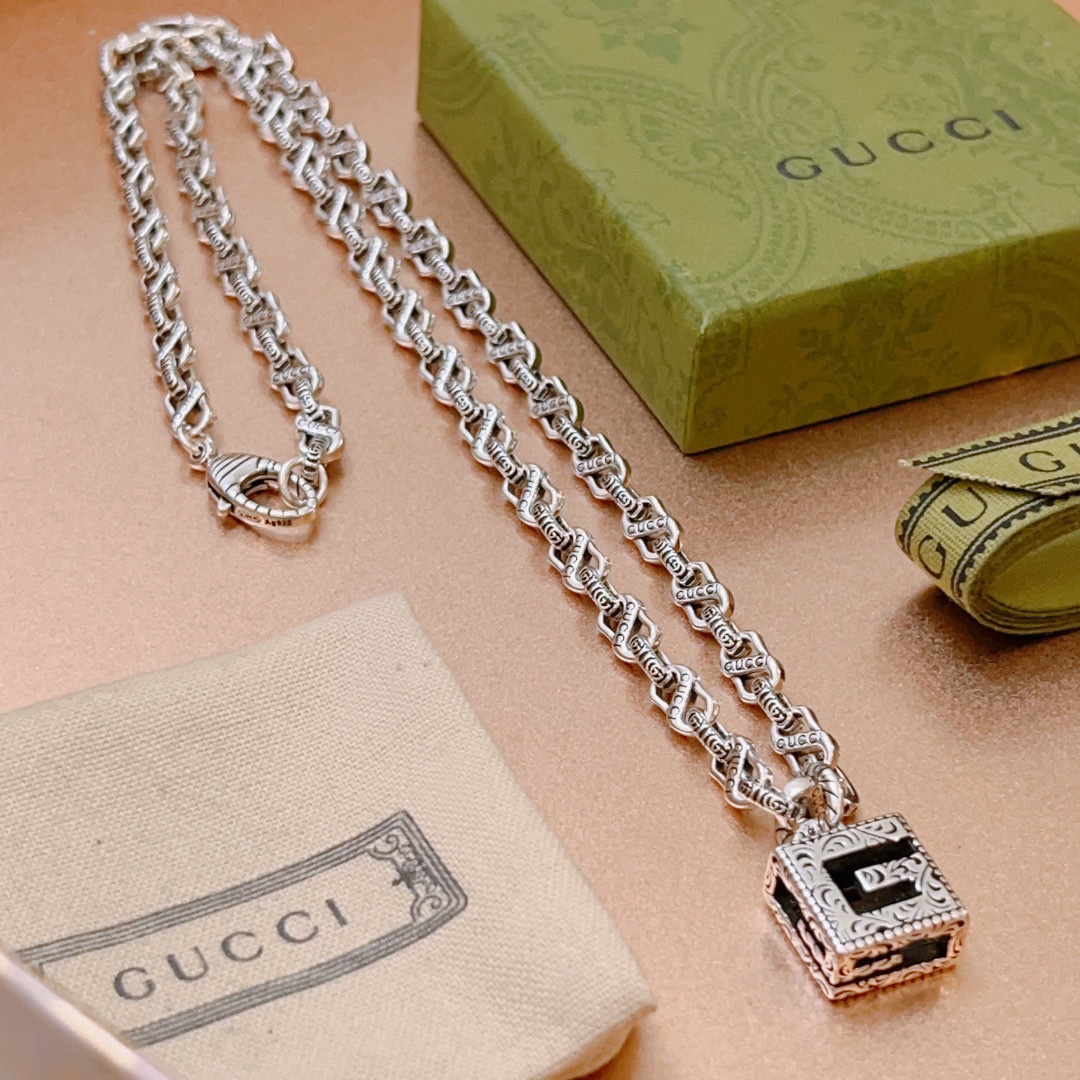 Gucci Jewelry Necklaces & Pendants Chains