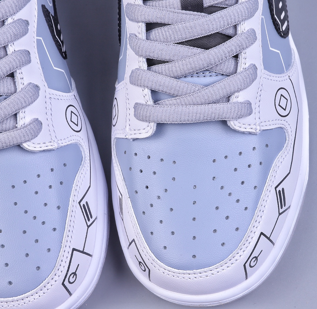 300 DK版Nike Dunk Low “灰白电玩”官网定制PS2363-003