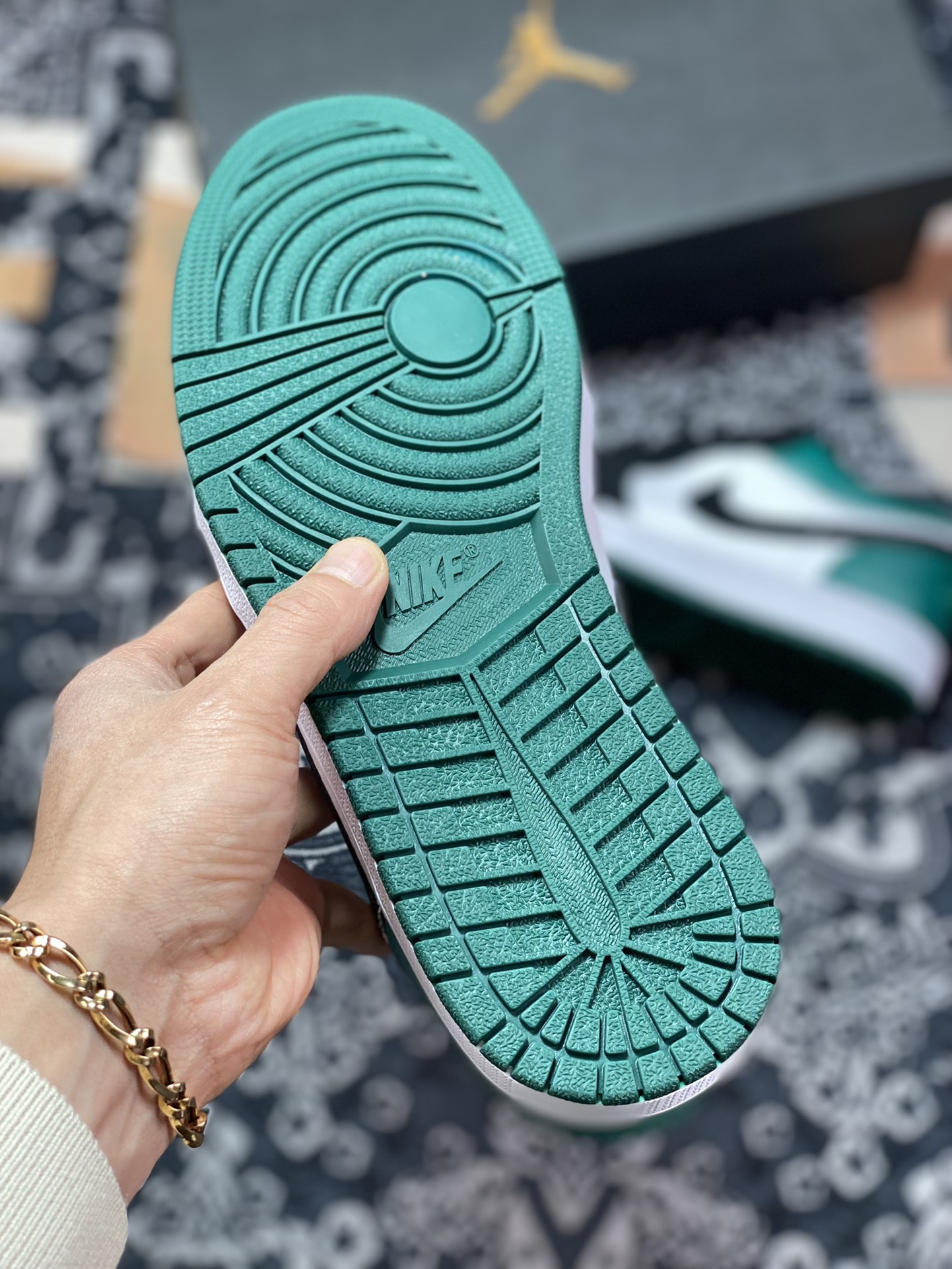 300 Air Jordan 1 Low AJ1乔1低帮文化篮球鞋 553558-113 黑绿脚趾
