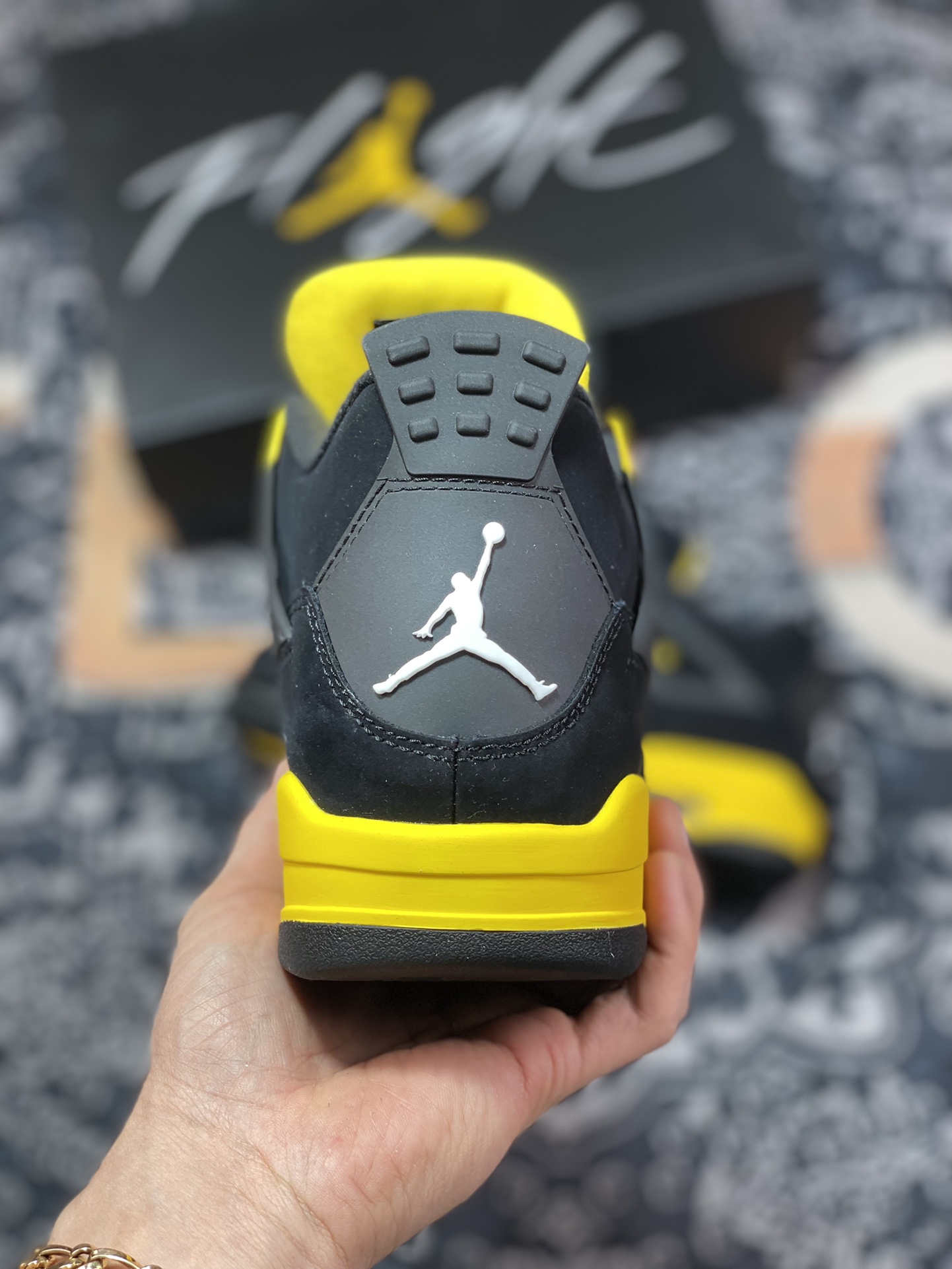 430 原装级别 Air Jordan 4 Retro ” Thunder ” AJ4 乔4 黑黄 雷神 男子文化篮球鞋 DH6927-017