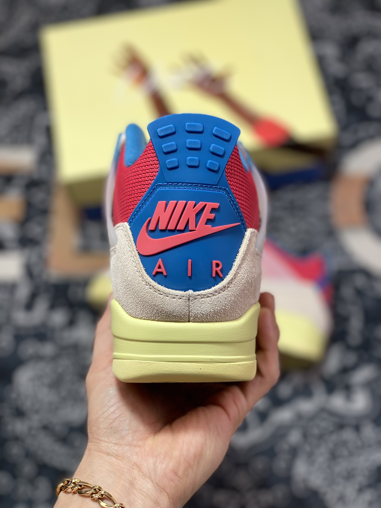380 原装级别Union LA x Air Jordan 4 Retro ”Guava lce”粉红篮 DC9533-800