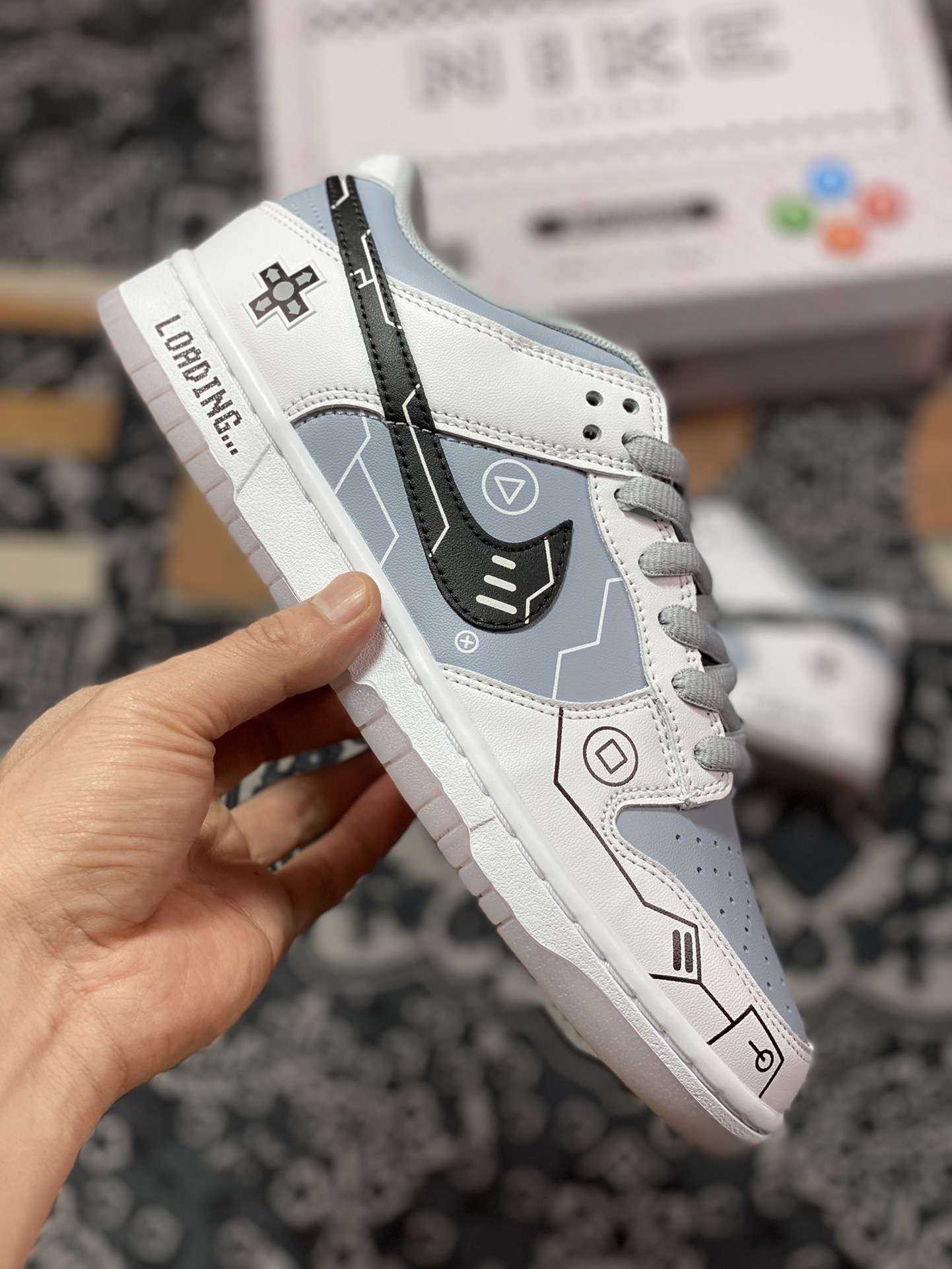 300 Nike SB Dunk Low”Game Console/Loading...’”扣篮系列低帮PS2363-003
