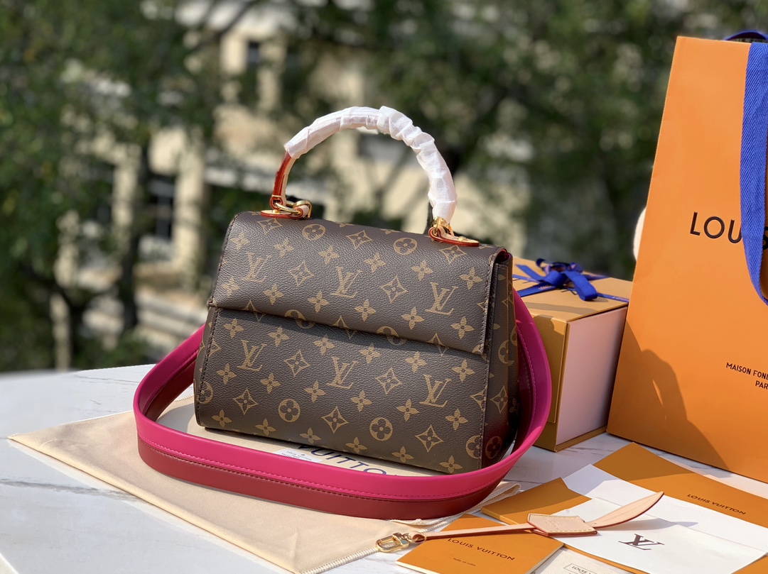 🌼尺寸28x20x10 cm M42738 LV Cluny BB手袋，香港贸易公司订单，这款虽然冷门 