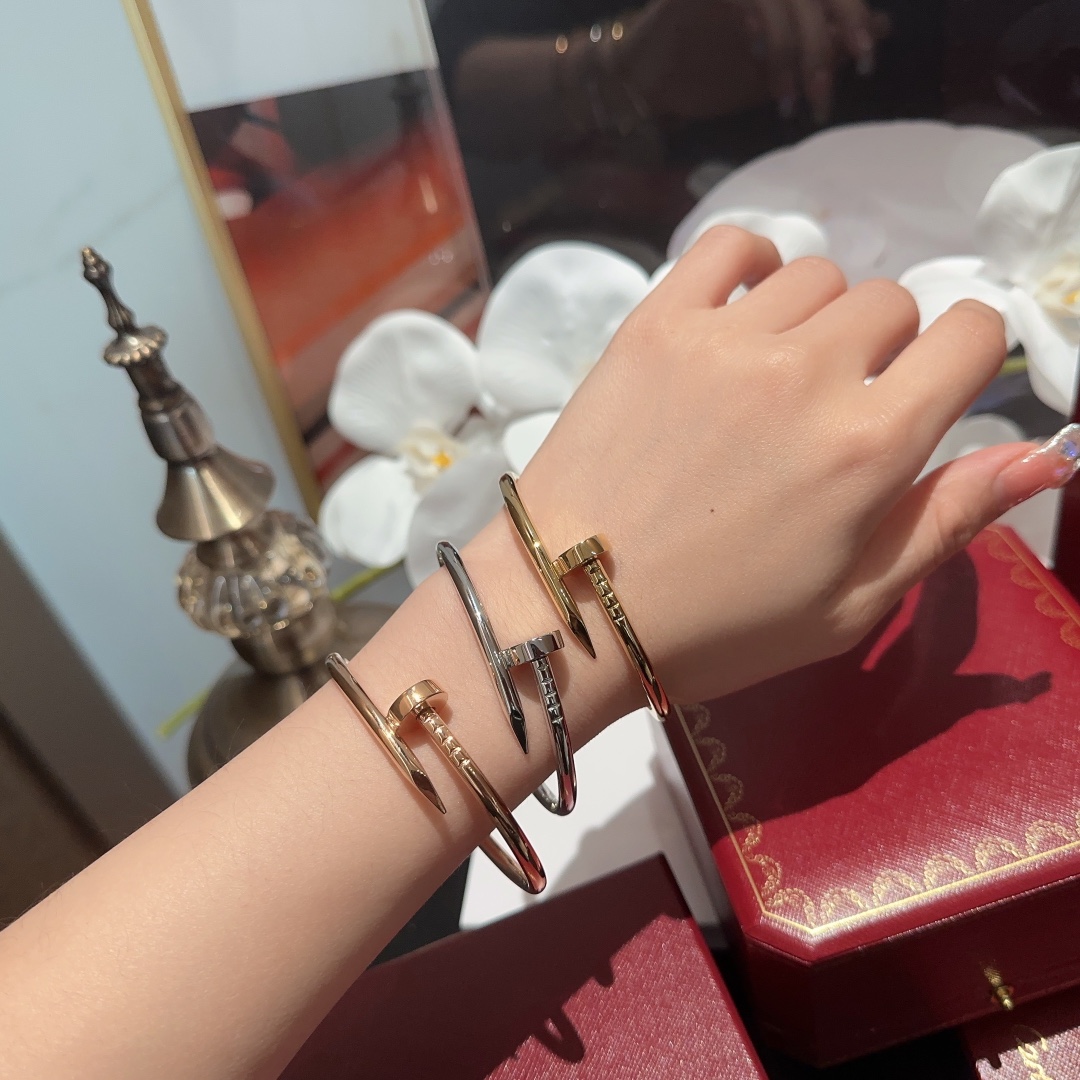 NO:631194,Nail glossy bracelet, fashionable and personalized item, thickly plated 18k gold, rose gold, white gold 16, 17, 18, 19, 20# for boys, 88320,,bracelet,gold,Cardia high-end jewelry19860909钉子光面手镯 时尚潮流个性单品 厚镀18k黄金 玫瑰金 白金 16、17、18、19、20# 男生佩戴,88320,,bracelet,gold,卡迪亚高端饰品,Jewelry
