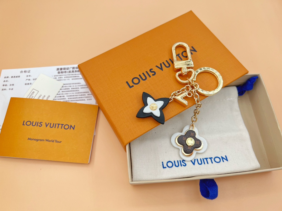 루이비통 키링 124588 Louis Vuitton Accessories