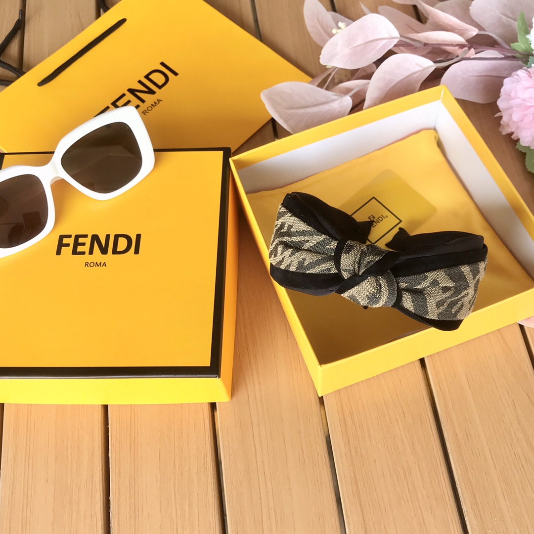 펜디 헤어악세 131105 Fendi Accessories