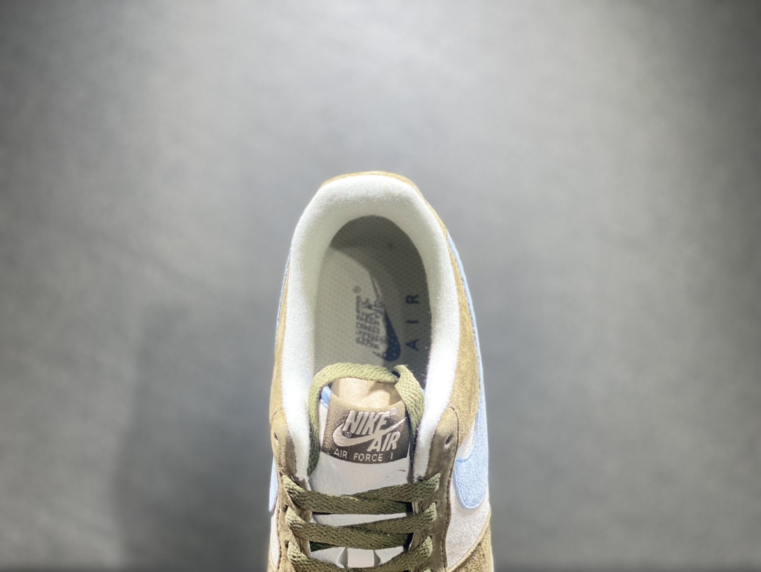 260 Nike Air Force 1 空军一号运动板鞋 情人节  ZB2121-201