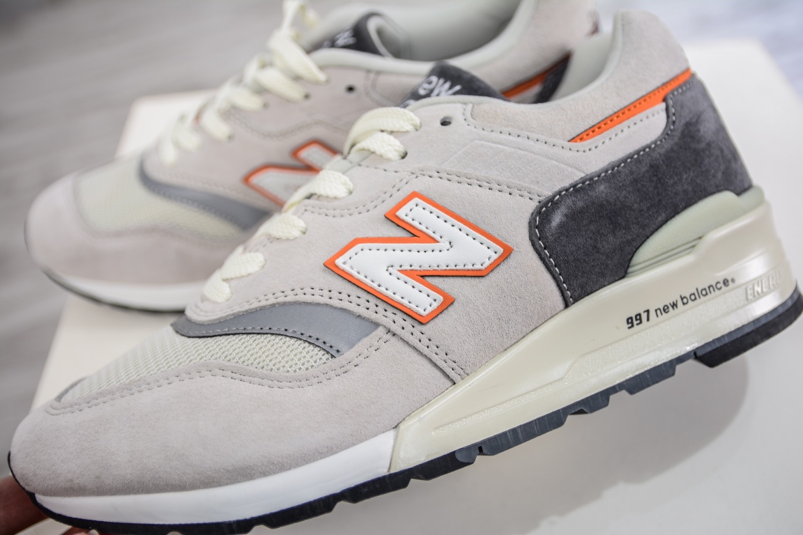 The mall specializes in high-quality New Balance 997 high-end American-made M997CSEA