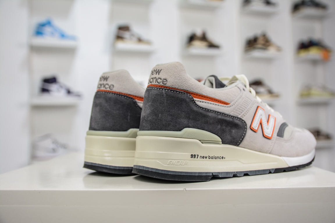 The mall specializes in high-quality New Balance 997 high-end American-made M997CSEA