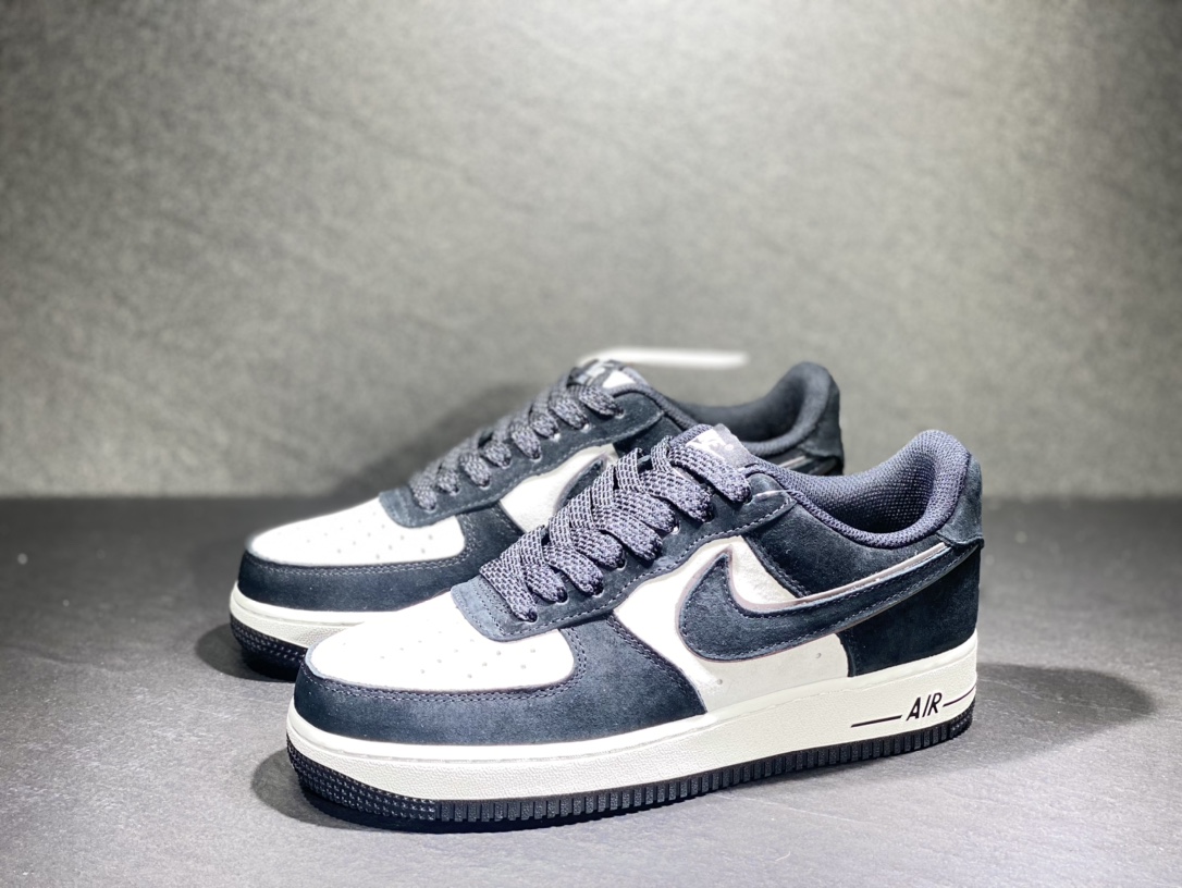 260 Nike Air Force 1 空军一号运动板鞋 MX0820-502