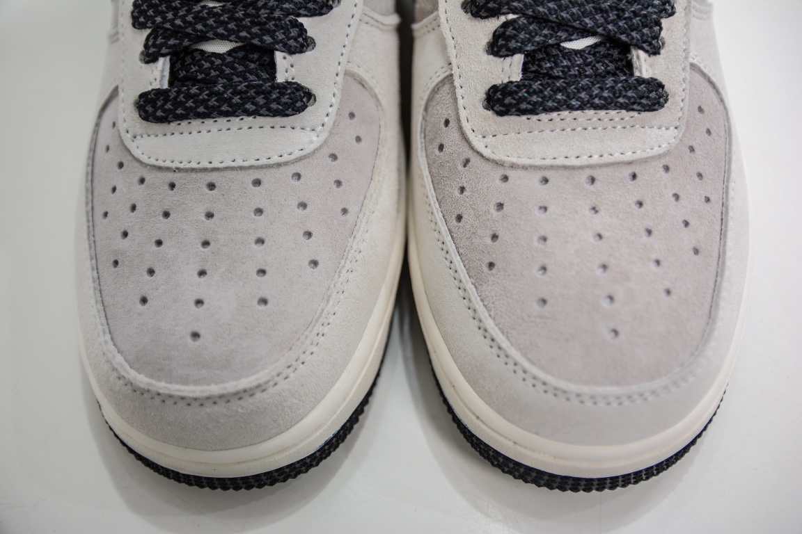 260 Air Force 1 '07 Low 灰白黑麂皮 DZ3696-003