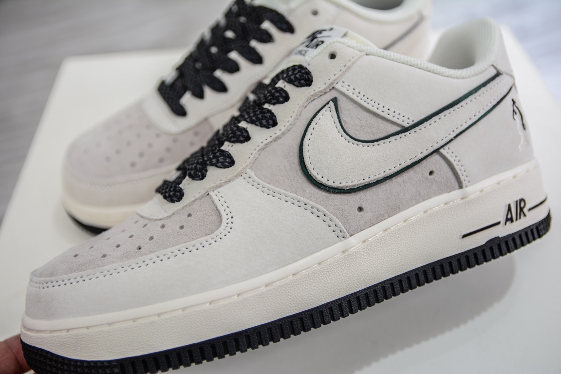 260 Air Force 1 '07 Low 灰白黑麂皮 DZ3696-003