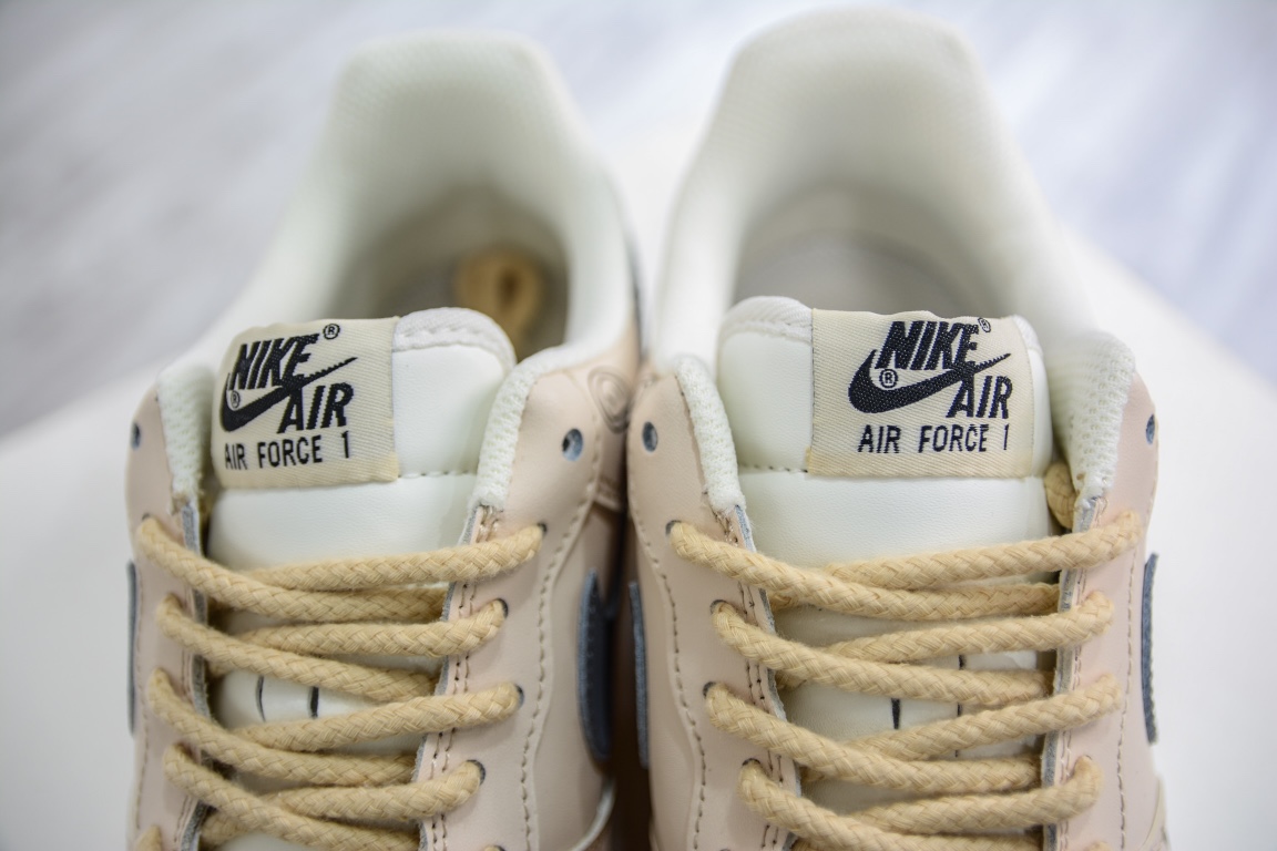 260 Nike Air Force 1 Low’07 手绘腰果花 CW2288-316