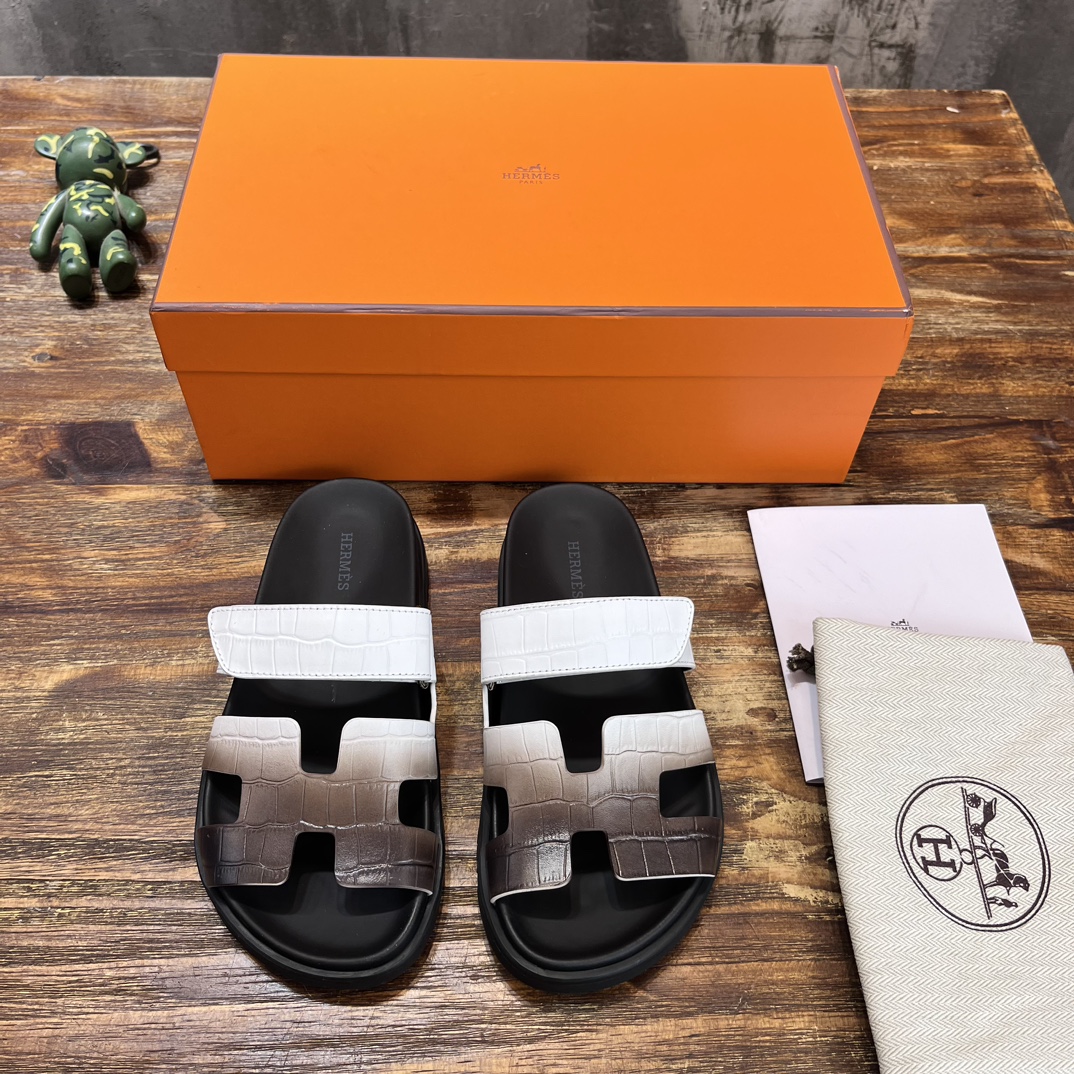 Hermès 版 𝑯𝑬𝑹𝑴𝑬𝑺 Hermes H家chypre二舅鞋H型魔术贴平底凉鞋拖鞋