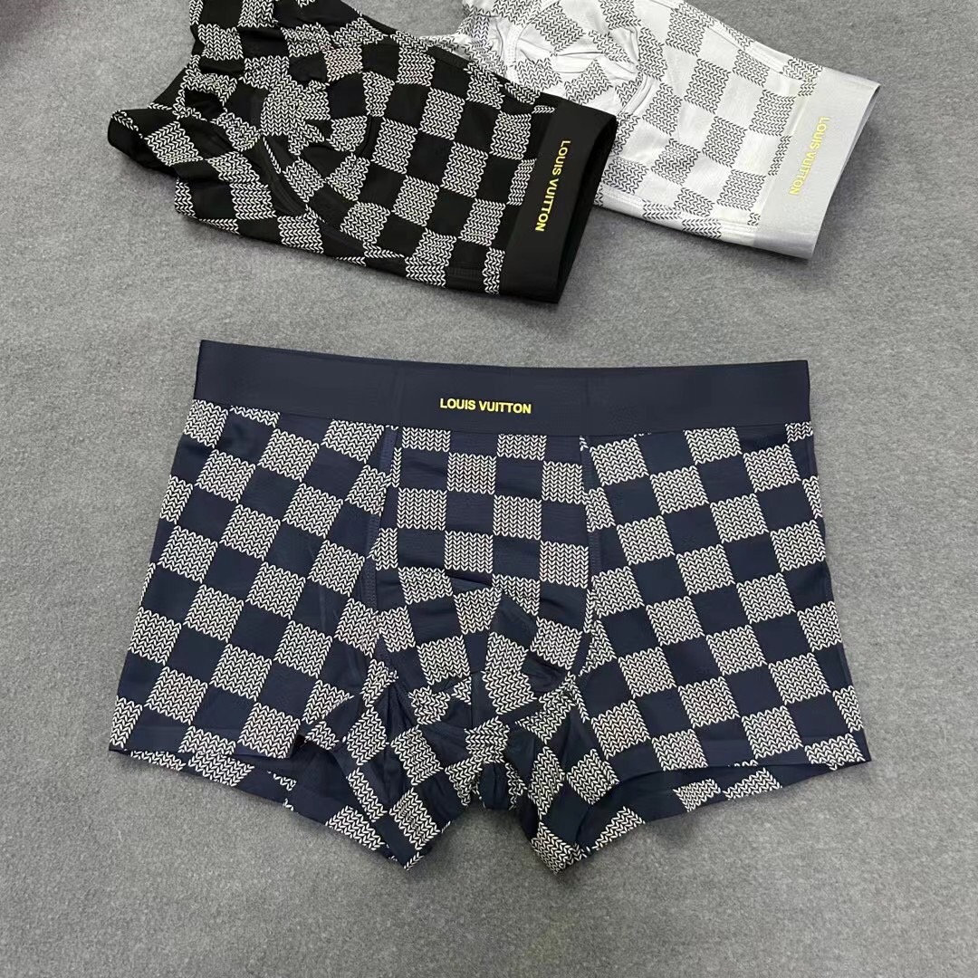  新品！原单品质！LOUIS VUITTON  LV路易威登  精品格子盒装男士内裤！外贸国外订单，高品