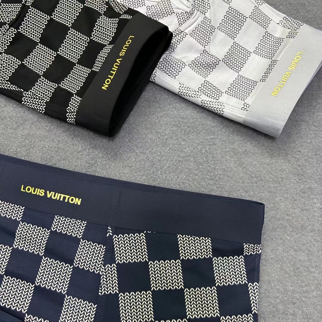  新品！原单品质！LOUIS VUITTON  LV路易威登  精品格子盒装男士内裤！外贸国外订单，高品