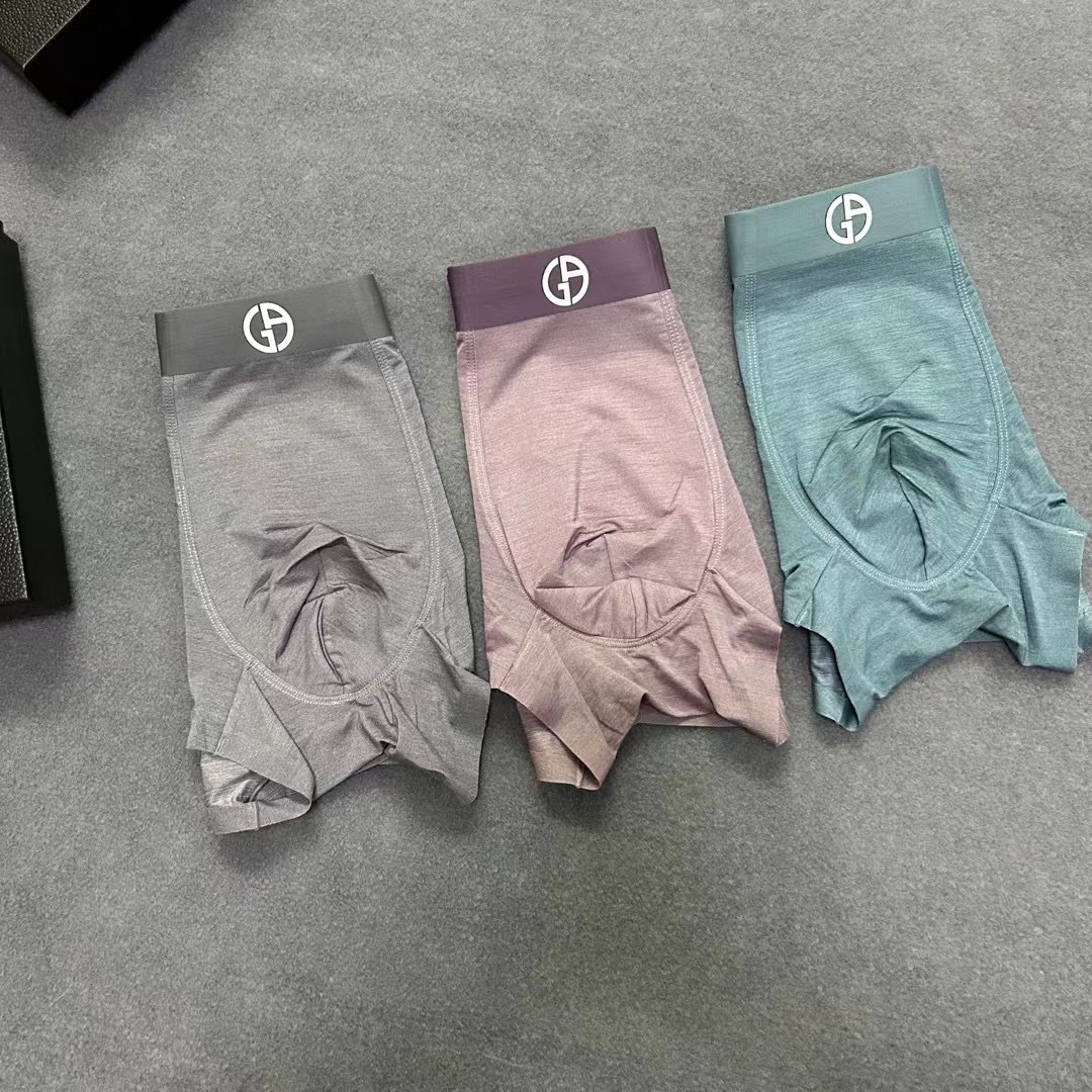  新品！原单品质！ARMANI 阿玛尼  精品盒装男士内裤！外贸国外订单，高品质，锦纶冰丝无痕切割工艺 