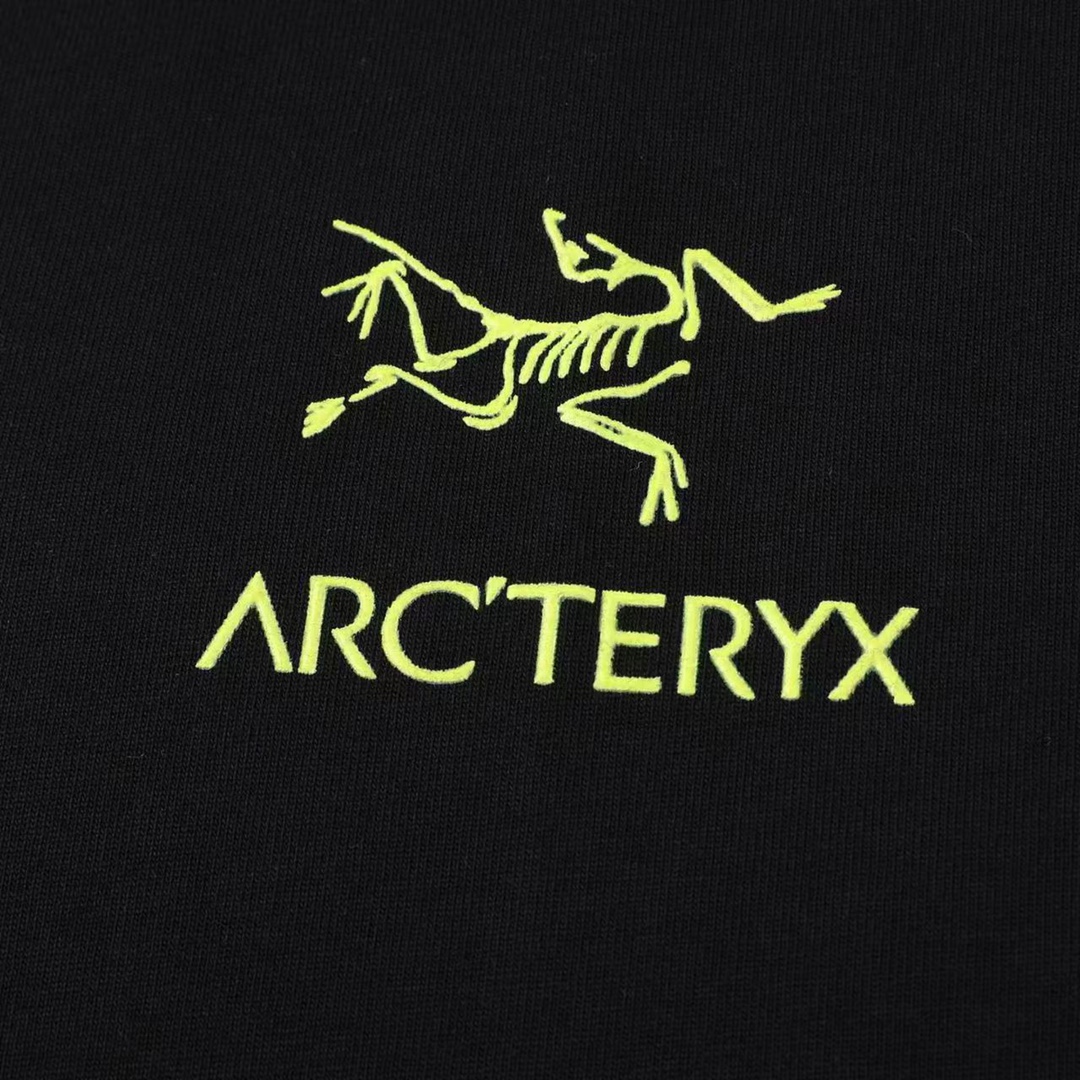 180 #ARC'TERYX/始祖鸟 家立体拉花情侣款T恤 鸟家立体毛巾绣情侣T恤