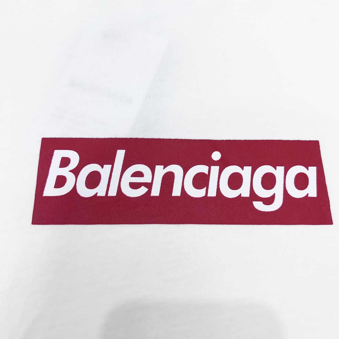 Balenciaga/巴黎世家BLCG 破洞字母印花短袖T恤