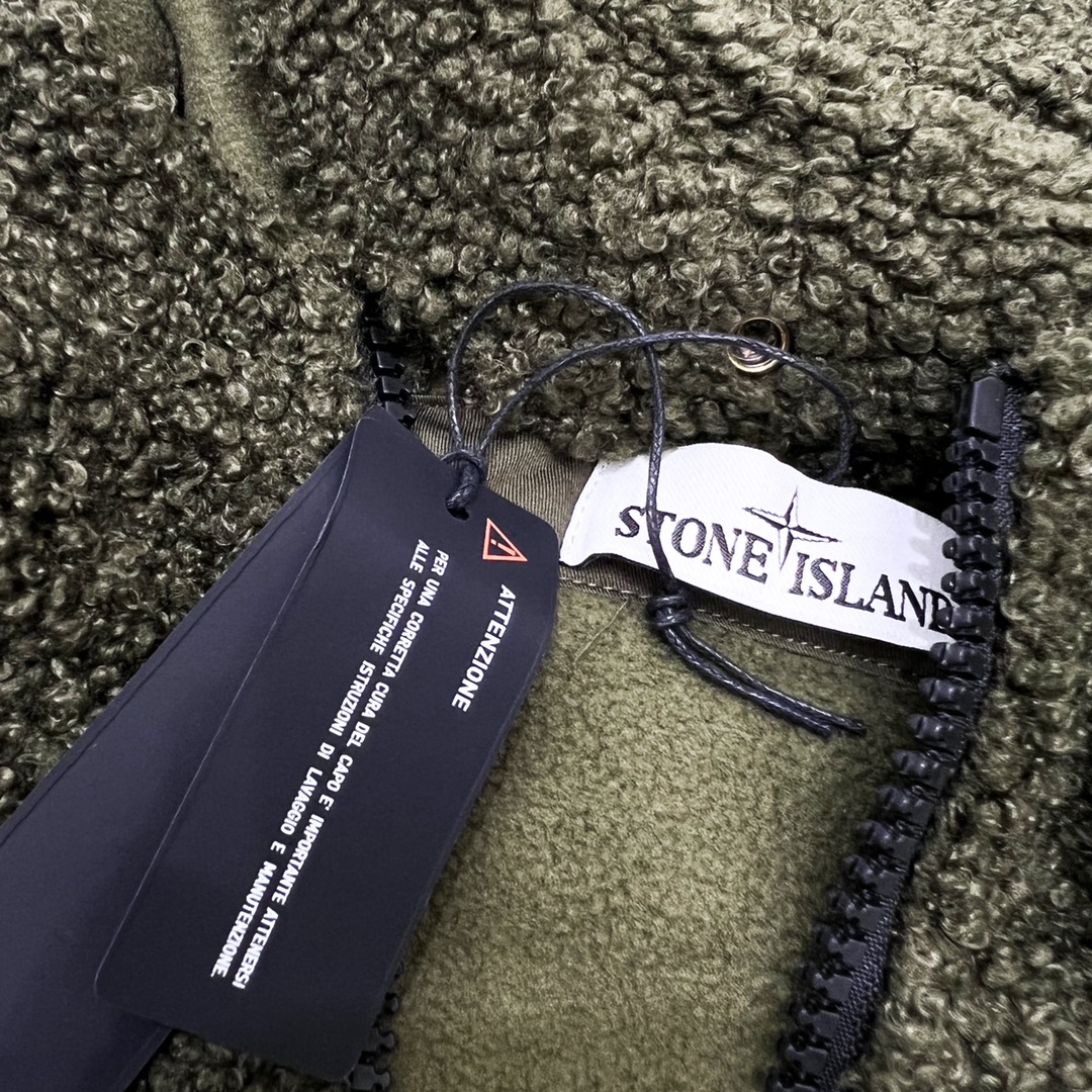 360 石头岛/Stone Island 22FW 胸口口袋泰迪羊羔毛拉链外套