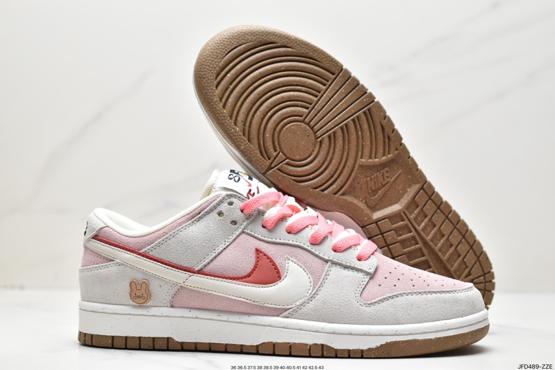 SB Dunk Low SE ”85 Double Swoosh/Grey/Pink/Rabbit” dunk series DO9457-117-Top High Quatity Cheap Sneakers Fashion Clothing Clothes Bags handbags Shoes of all Brand wholesale With The best Quality And Beautiful Price from China Factory Chinese suppliers wholesaler seller SB Dunk Low SE ”85 Double Swoosh/Grey/Pink/Rabbit” dunk series DO9457-117