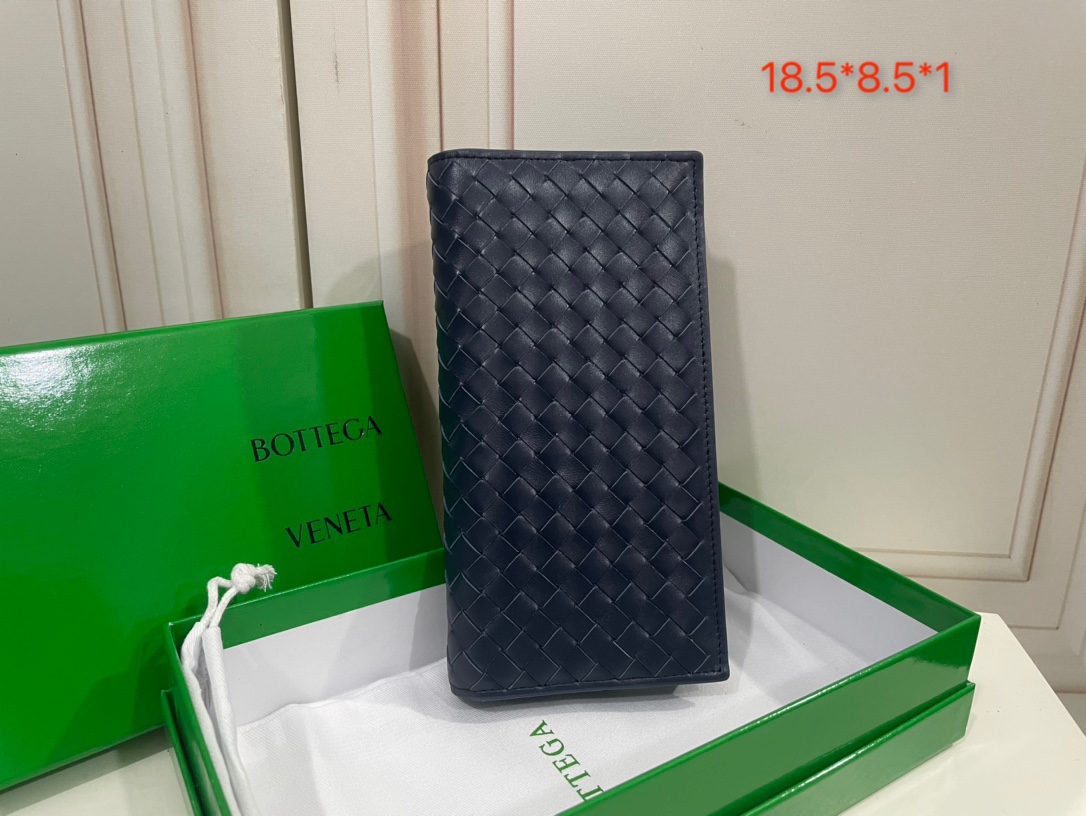 Bottega Veneta Intrecciato Long Wallet Calfskin