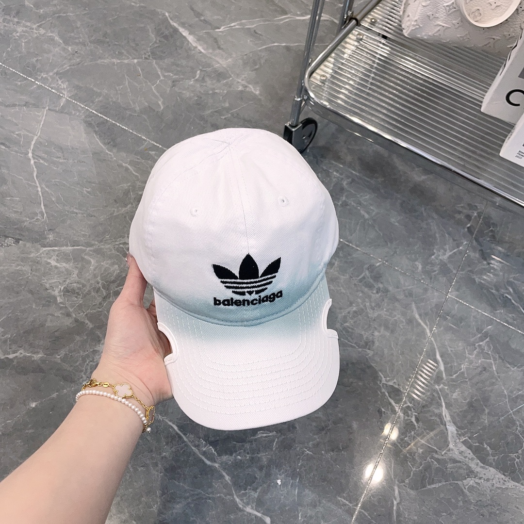 발렌시아가 코튼 자수 베이스볼 모자 상세 이미지 8